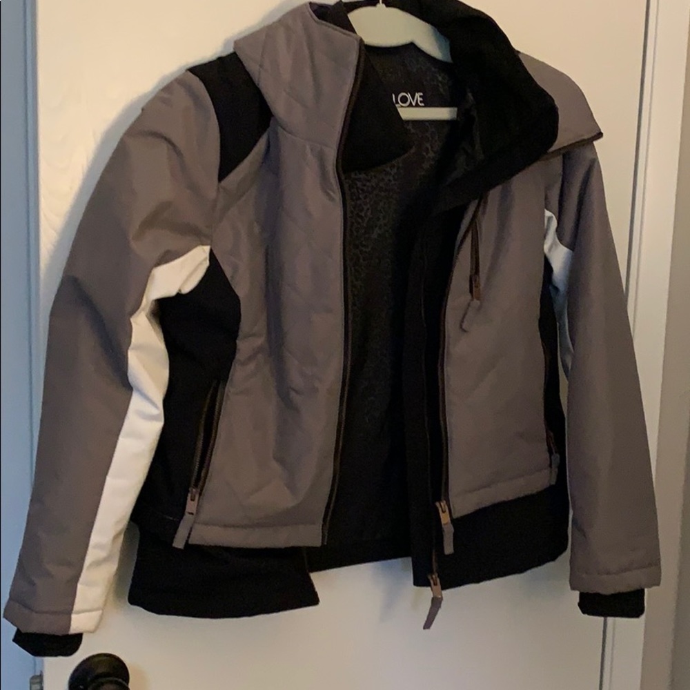Ski jacket